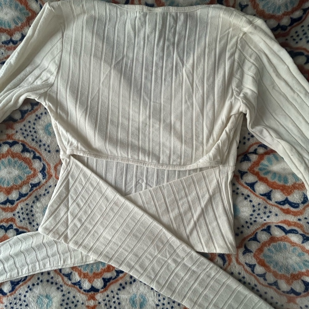 Cream Ribbed V-Neck Top - Picture 2 of 2